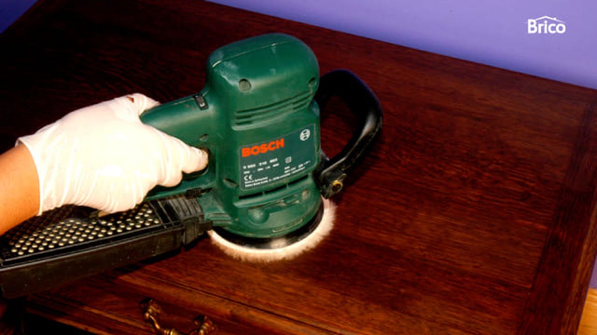 como restaurar un mueble antiguo de madera barnizado 14