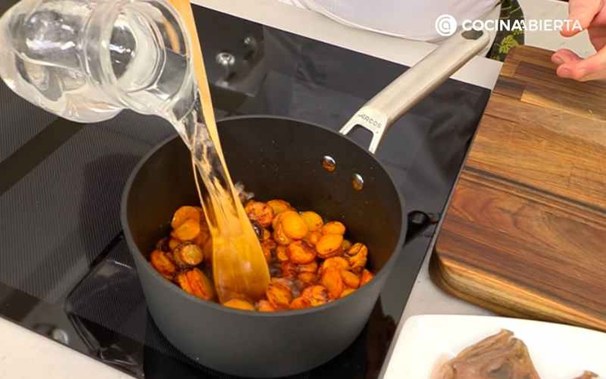 Cuece las zanahorias