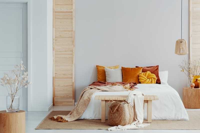Dormitorio con una buena combinación de colores.