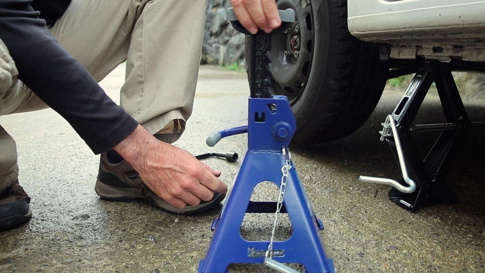 Cómo utilizar un caballete con cremallera paso 4