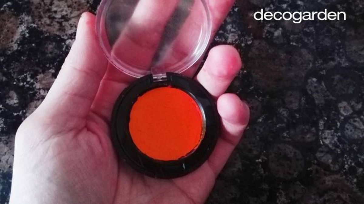 Sombra de ojos rota arreglada.