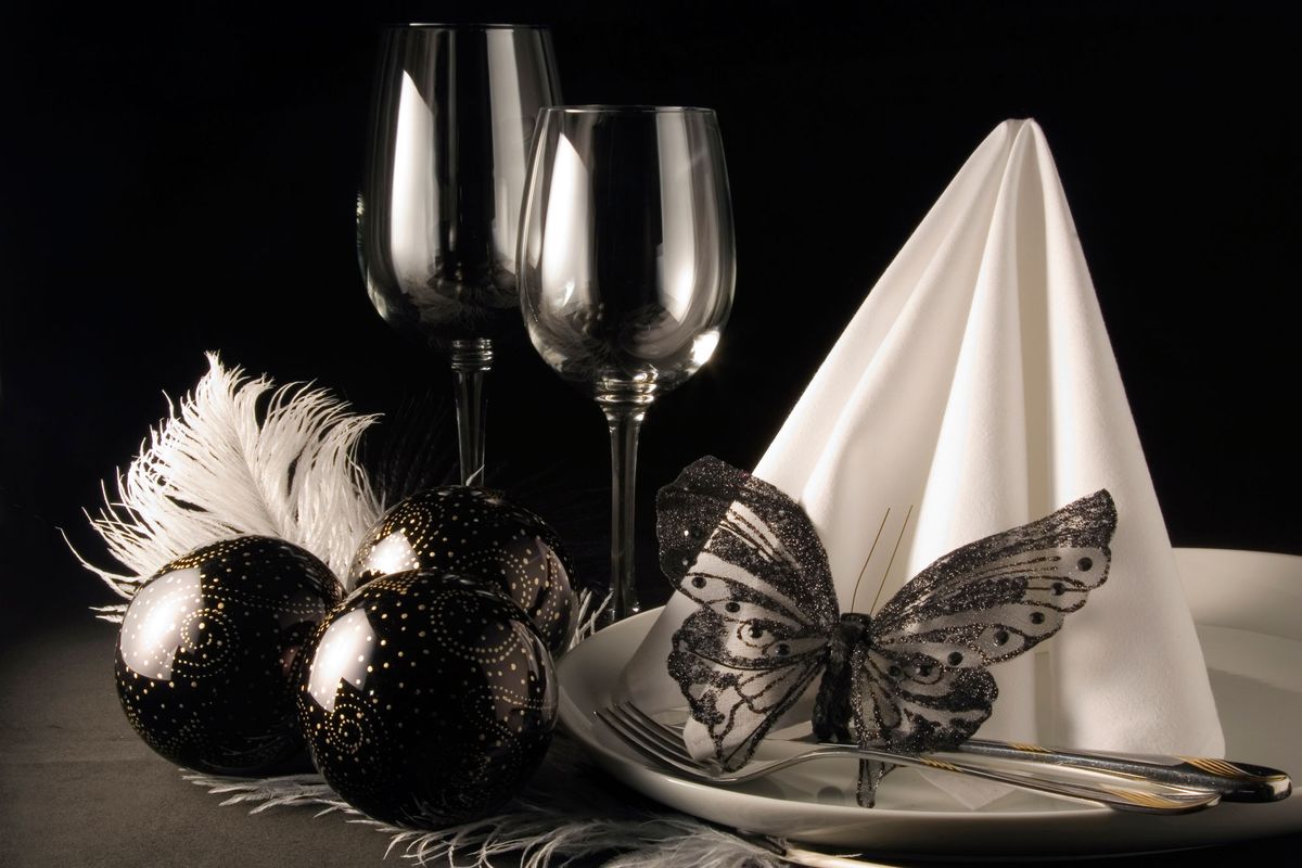 Decoración navideña en color negro 11