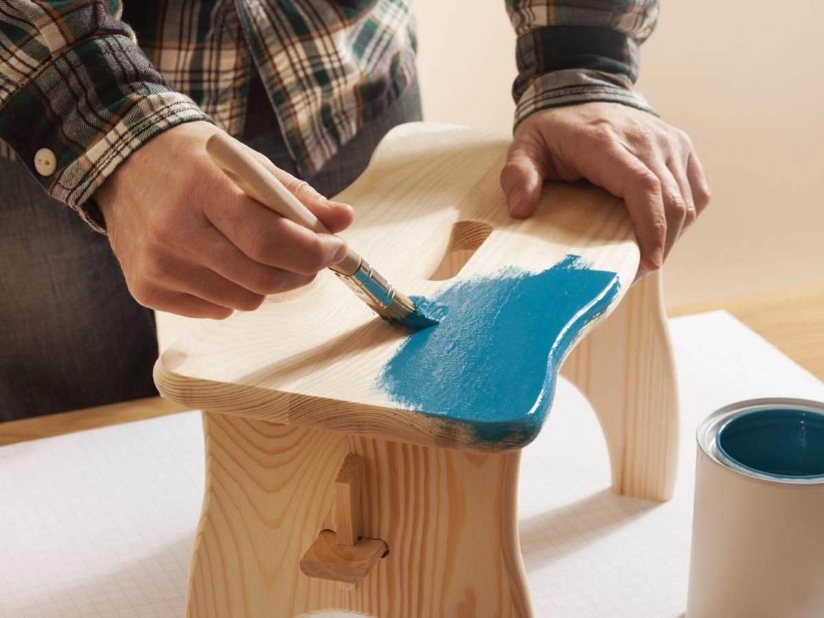 La pintura a la tiza es muy fácil de utilizar.