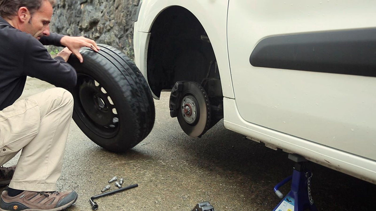 Cómo utilizar un caballete con cremallera paso 6