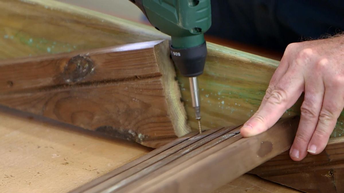 BRIC0957NV18 escalera exterior paso7