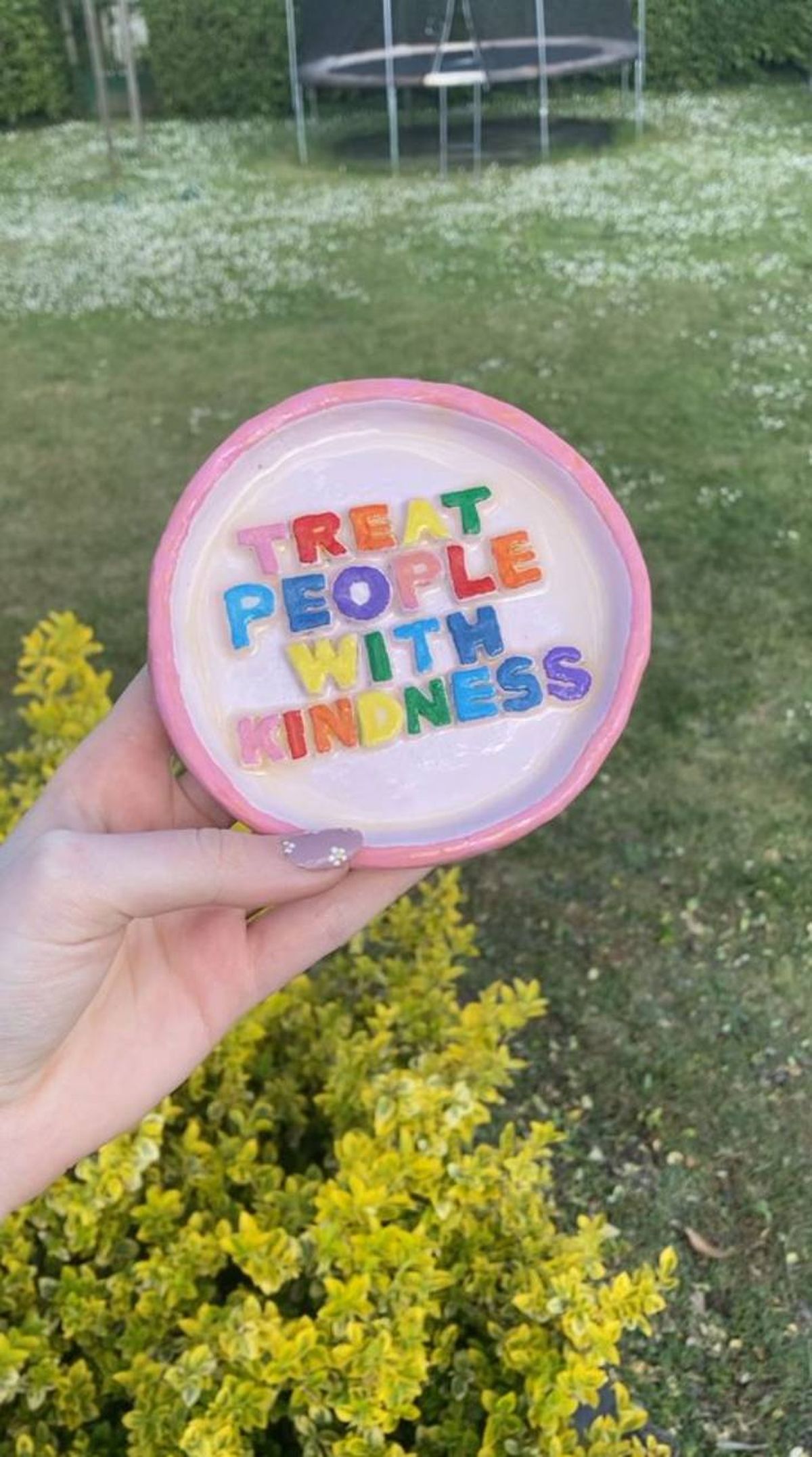 platito arcilla harry styles pin