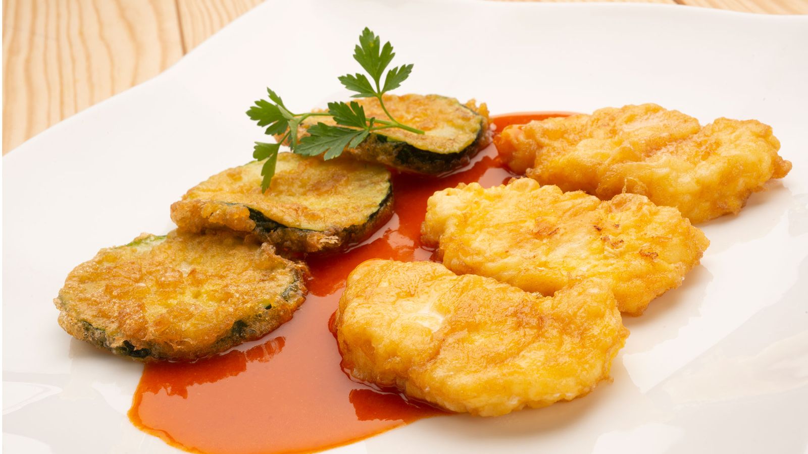 rape y calabacín con salsa de pimiento choricero xl