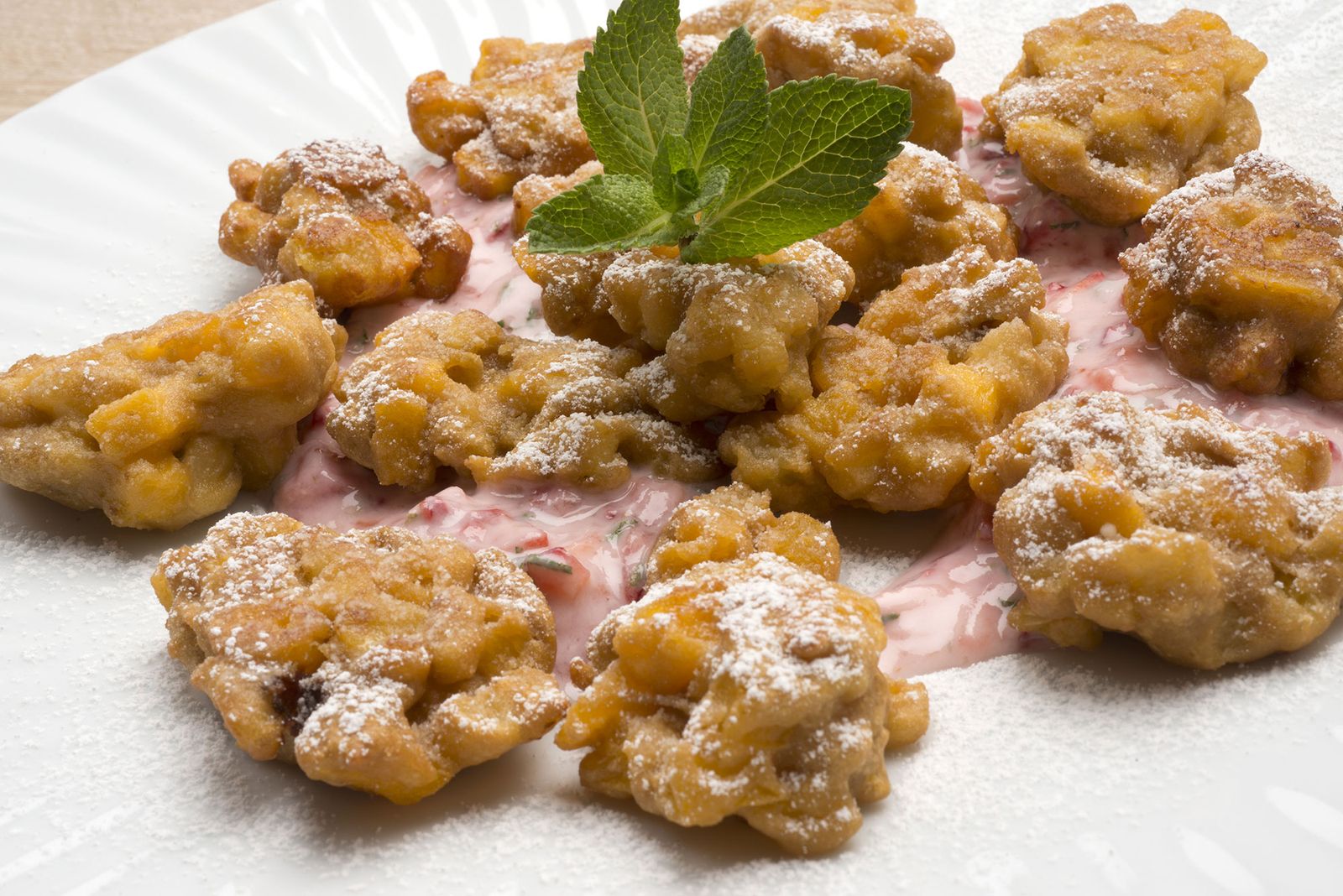 5761 2 Buñuelos de fruta (1145) xl