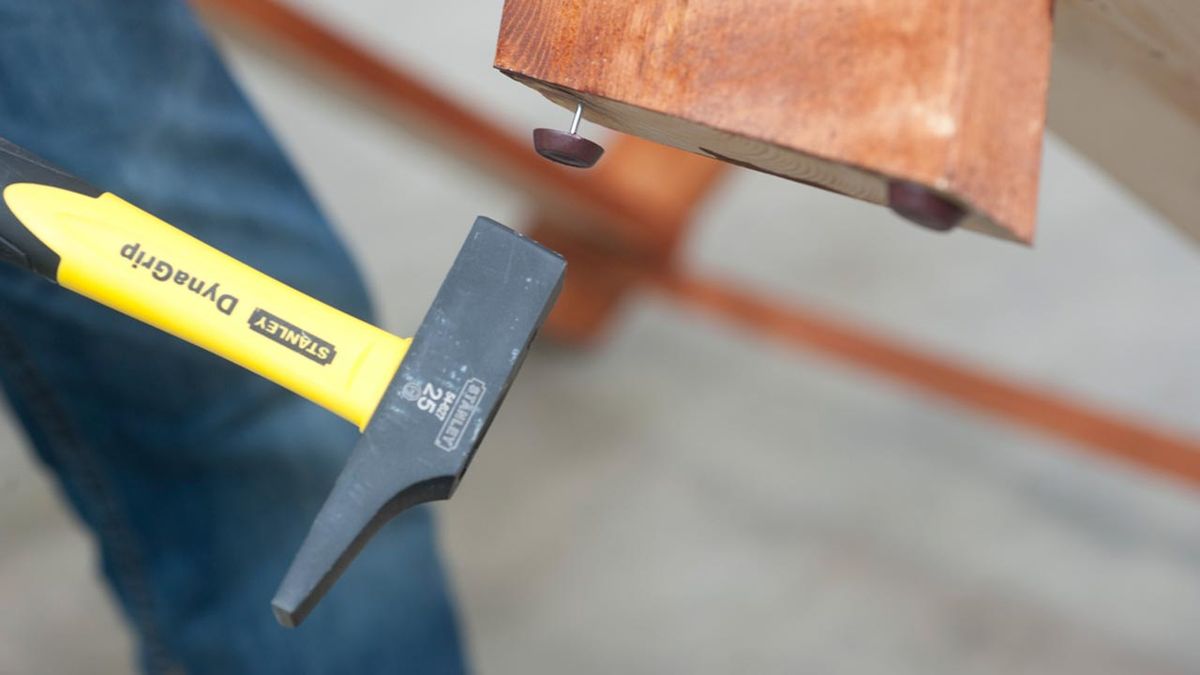 Bricomania 691 Crear una escalera para huerto p13