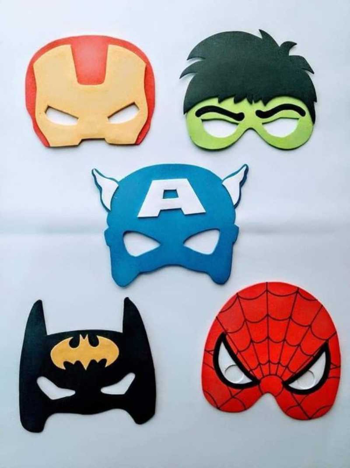 Antifaces de Marvel de goma EVA para Carnaval.