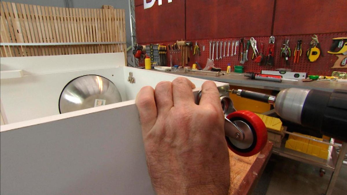 Cómo hacer una cocina de juguete paso 14