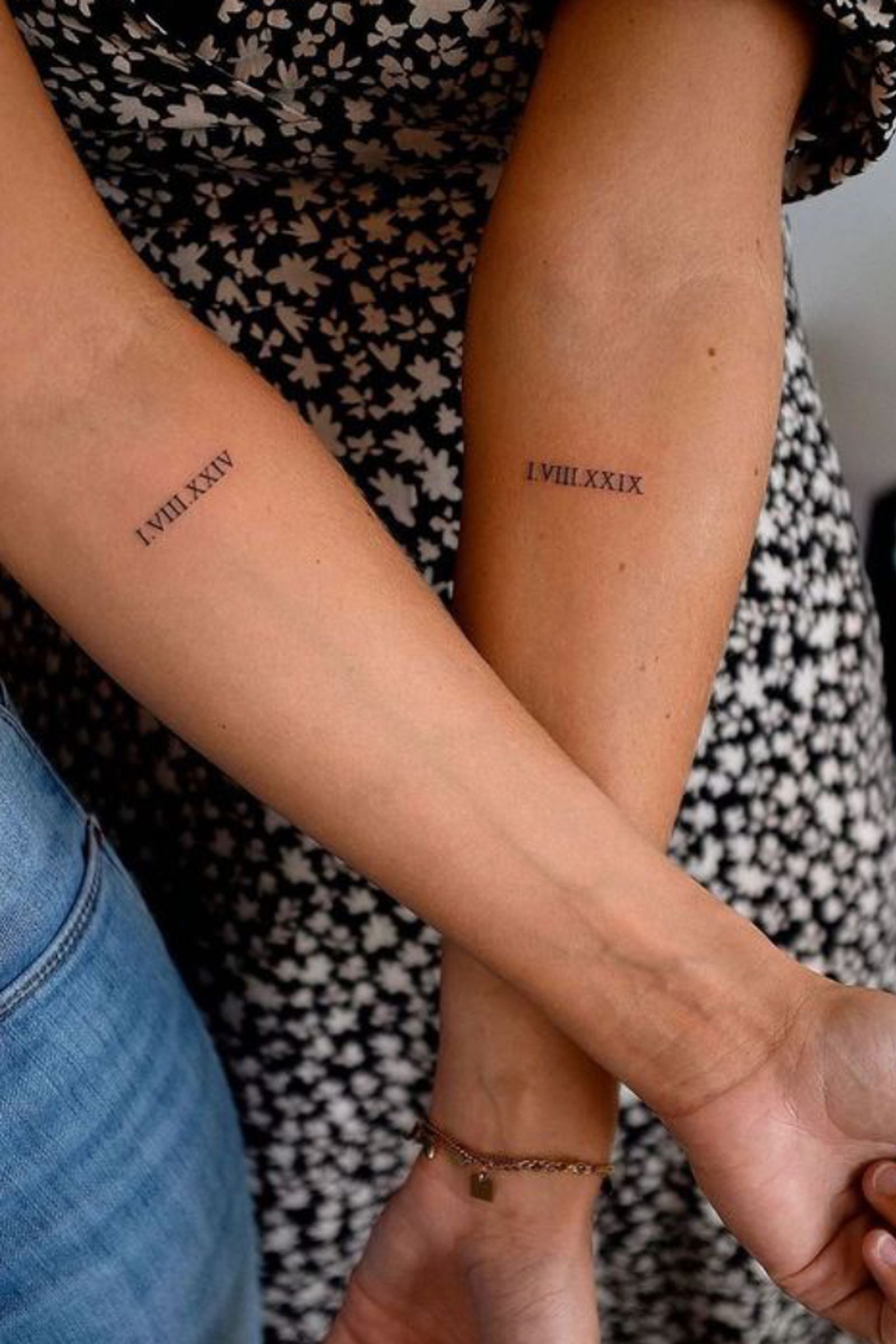 6 tatuajes pequenos para mujer entre los que te sera dificil elegir fechas