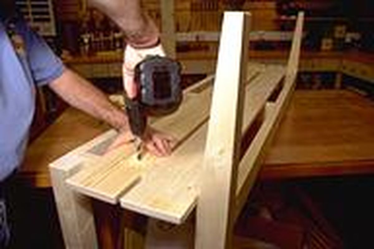 Cómo hacer un banco rústico paso 5