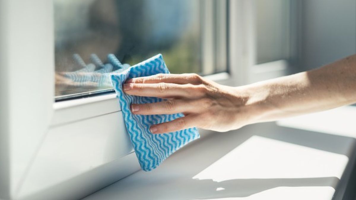 limpiar manchas amarillentas aluminio blanco ventanas
