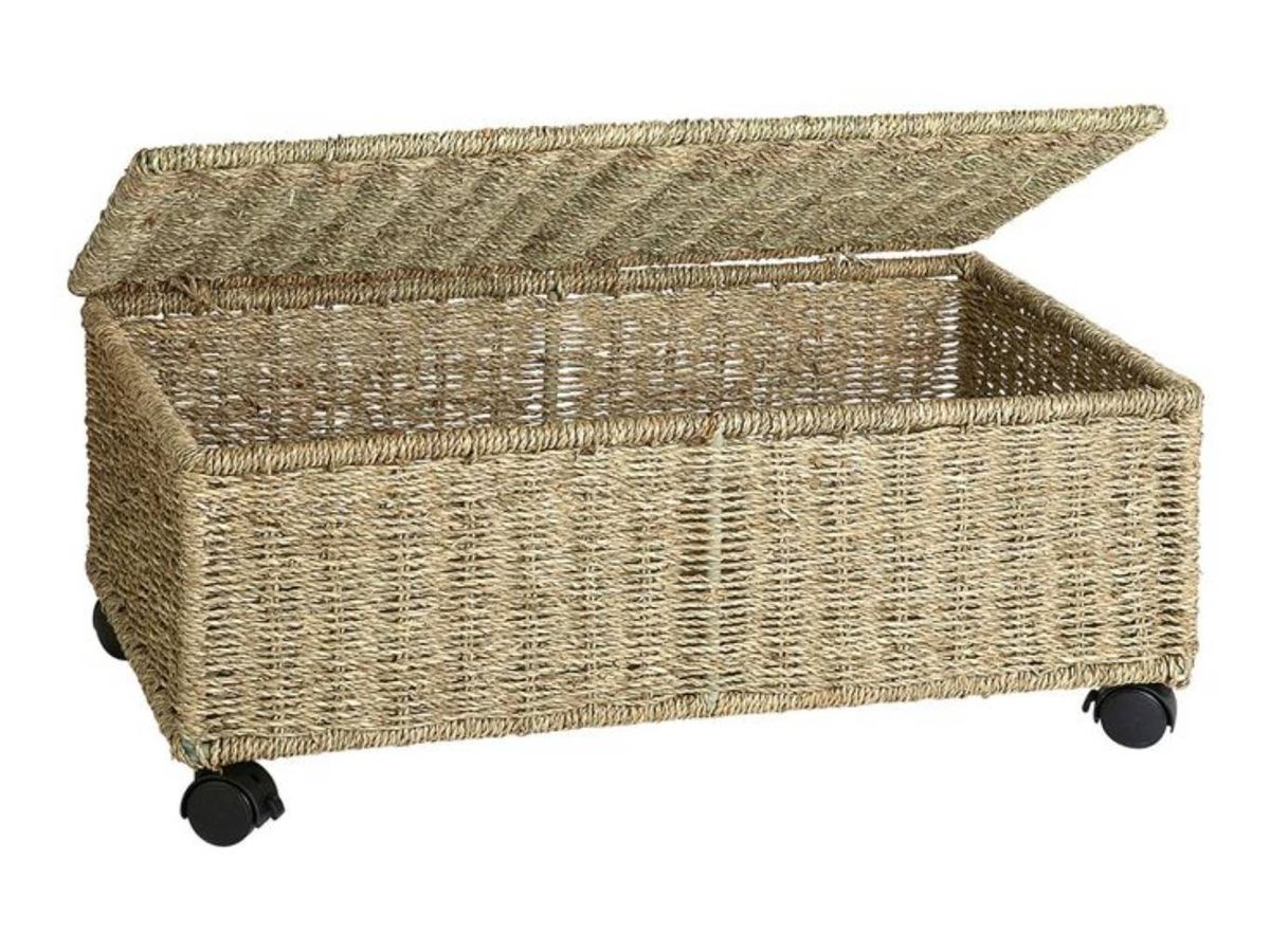 Las cestas con ruedas facilitan la organización y su desplazamiento en casa.