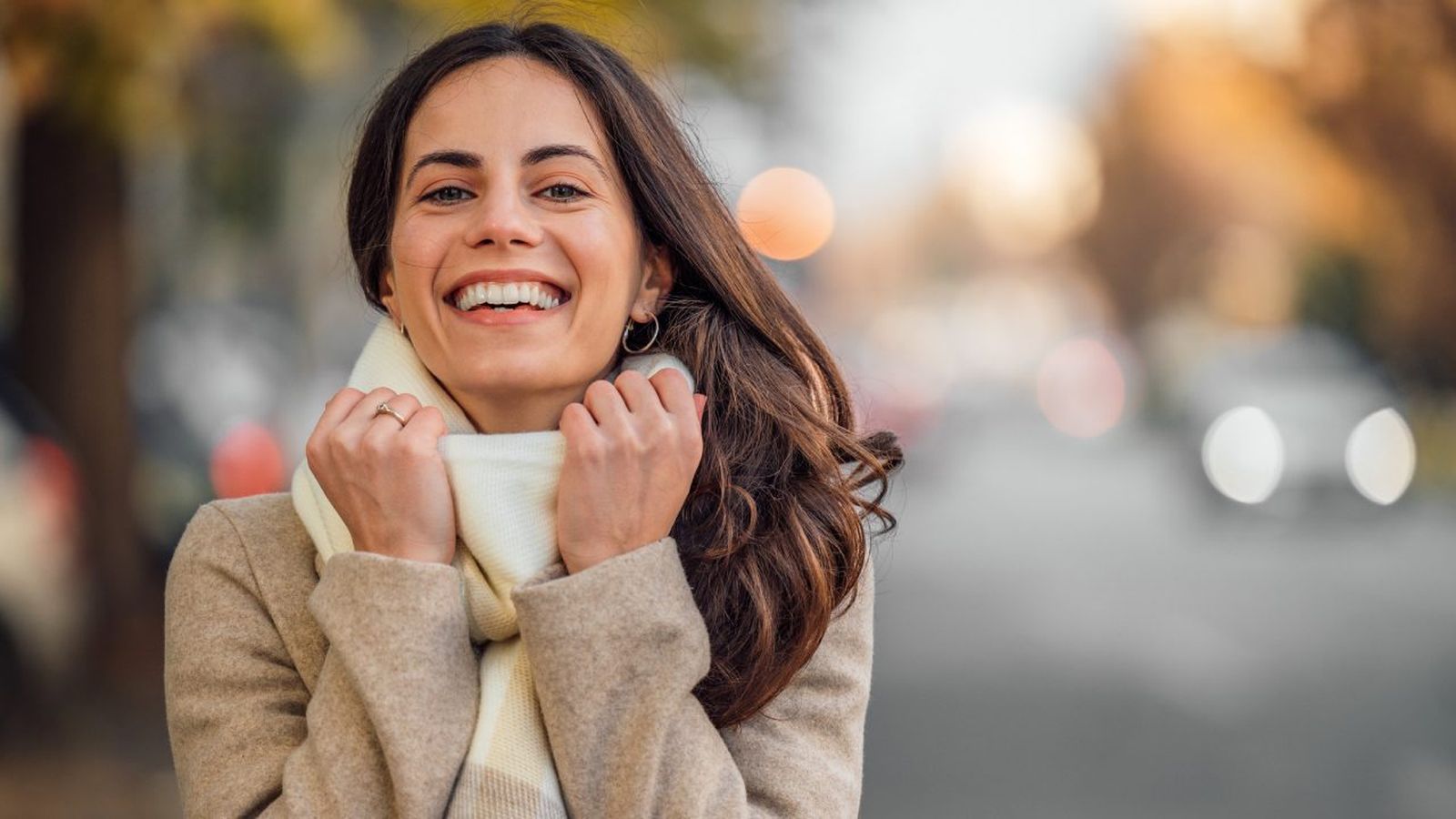 Con los consejos que te traigo, proteger tu cabello del frío te resultará de lo más sencillo