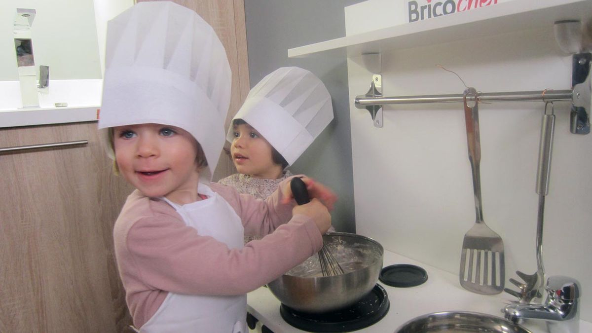 Cómo hacer una cocina de juguete paso 19