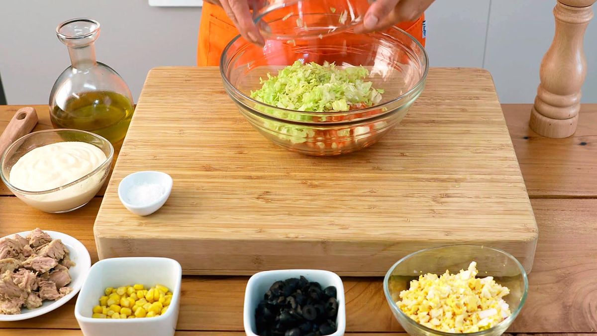 Receta de pastel de atún con pan de molde  paso 3
