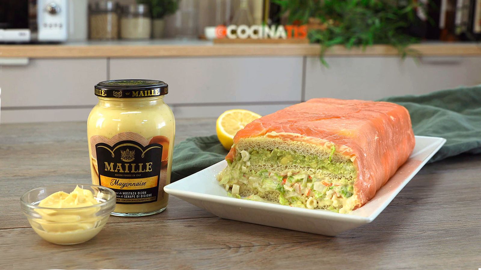 Receta de pastel de salmón y aguacate