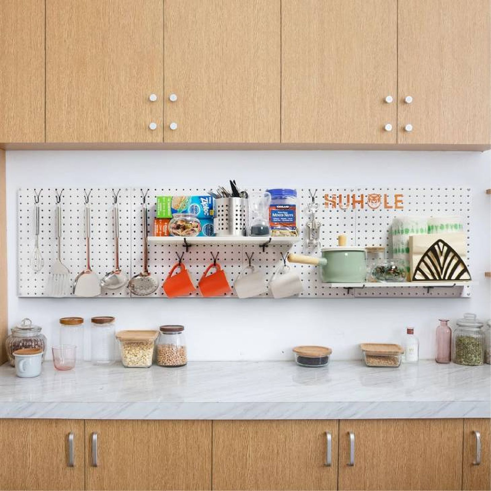 Ideas y consejos para distribuir de manera eficiente una cocina alargada 11