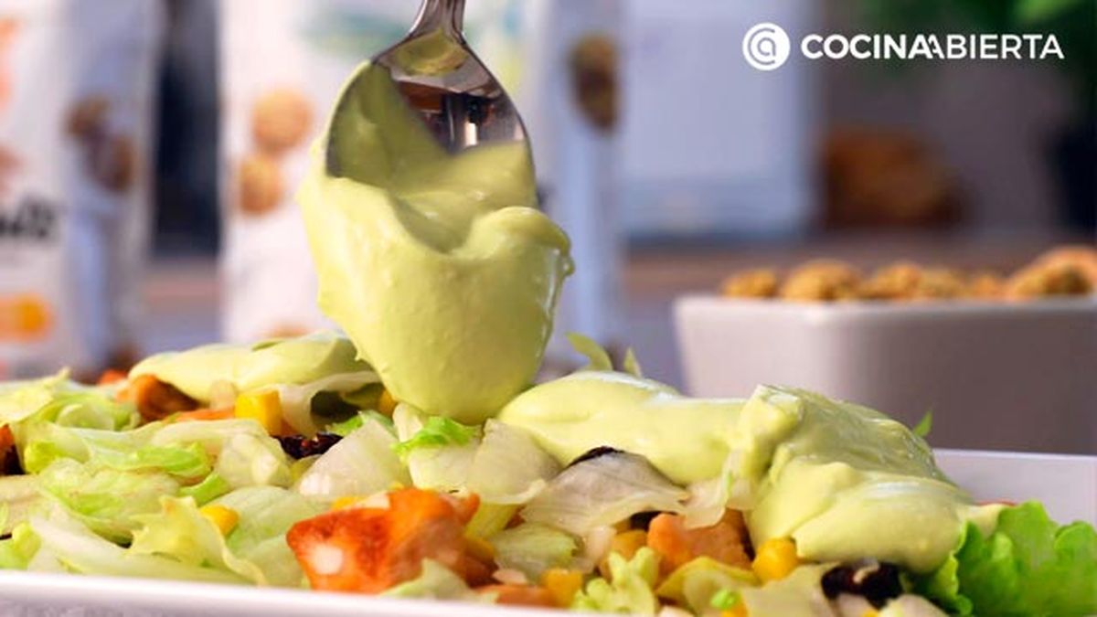 CTIS0877 receta ensalada de pollo con salsa de mayonesa de aguacate paso 5 ca