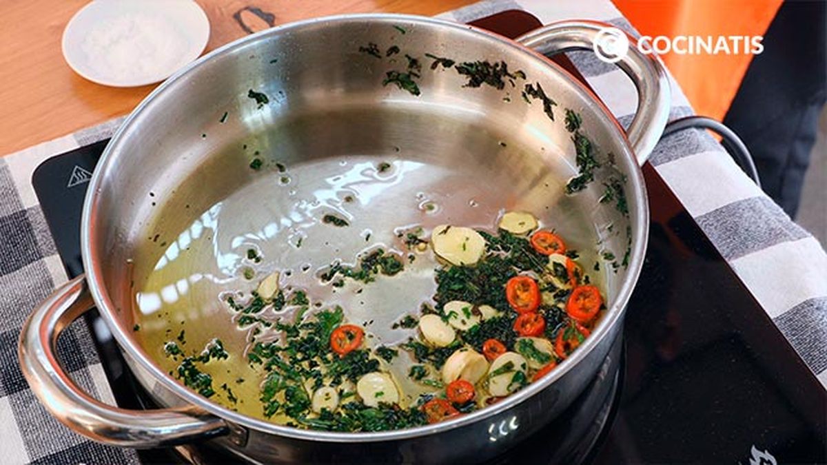 Receta de chirlas o almejas en salsa picante  paso 3