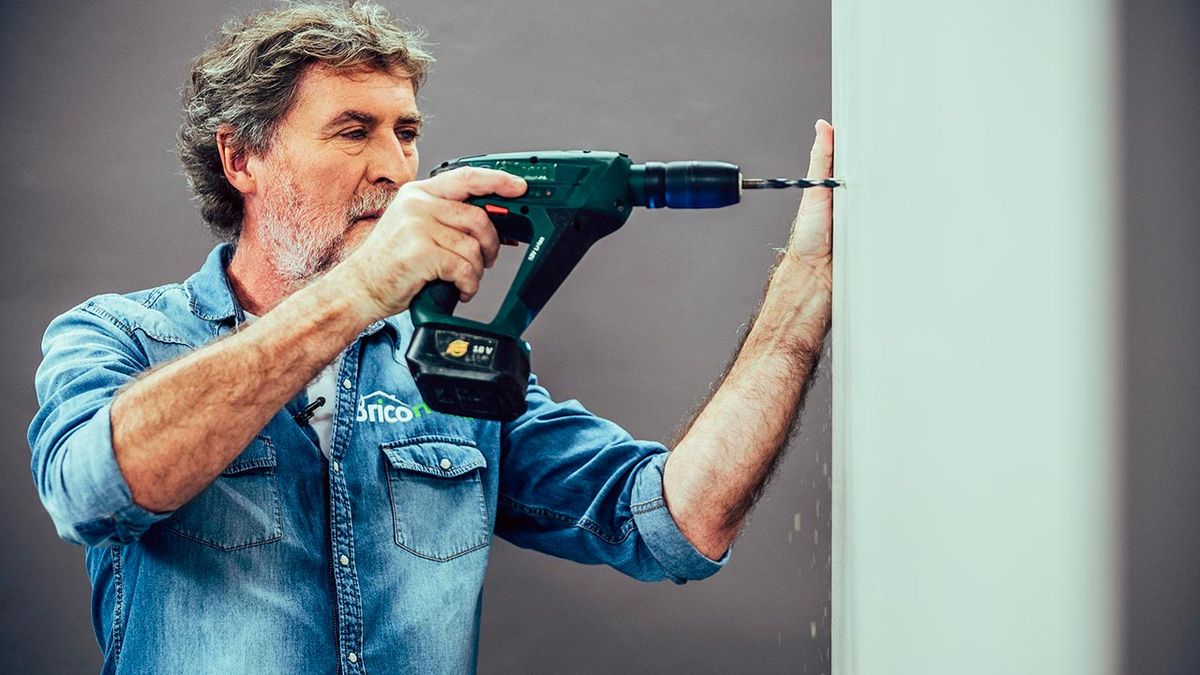 Cómo hacer un cabecero de cama con listones de madera paso 2