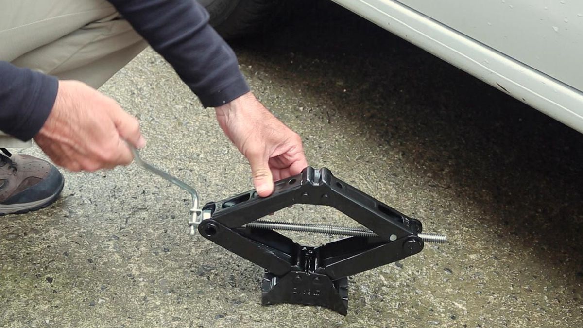 Cómo utilizar un caballete con cremallera paso 3