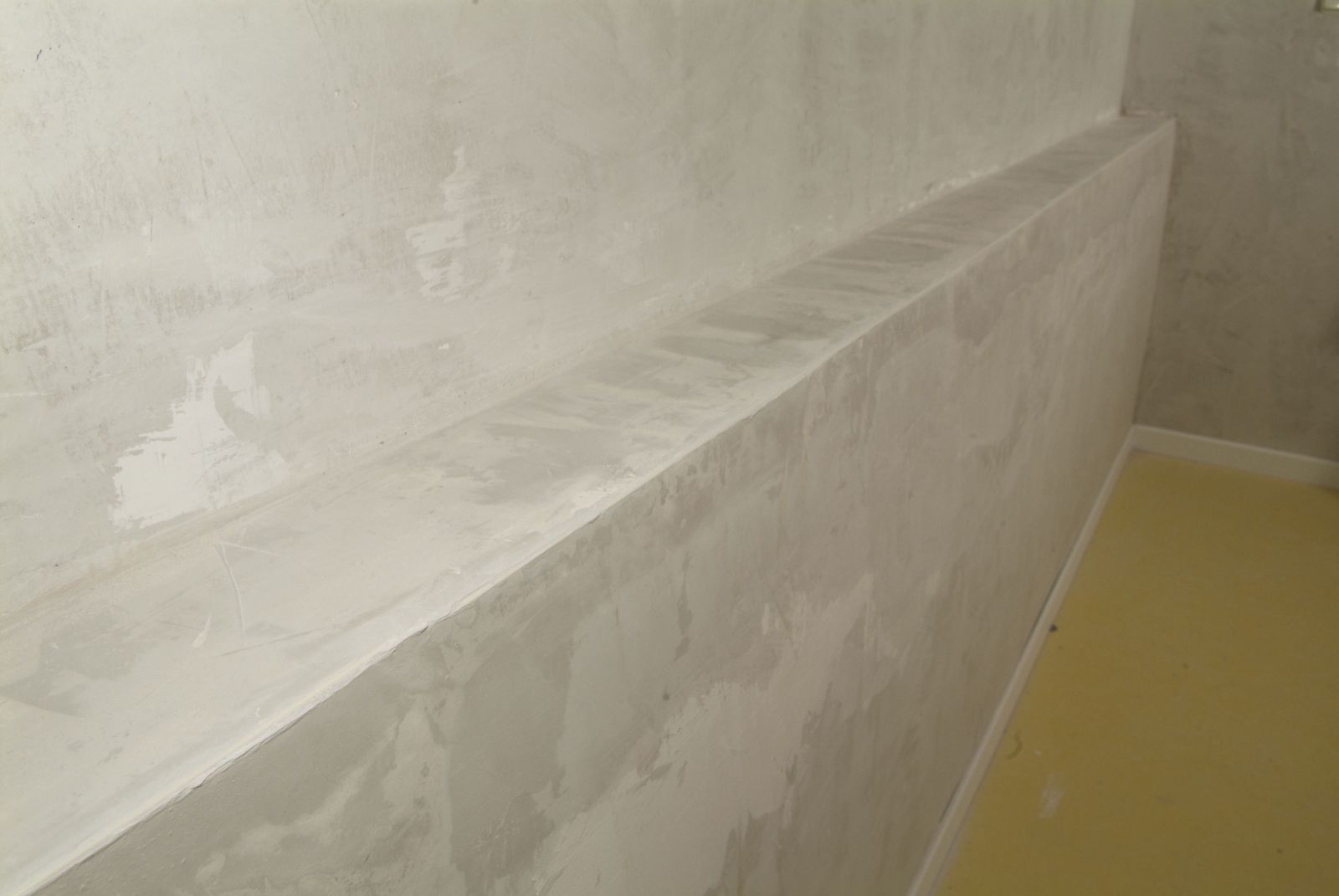 Nivelar mocheta en pared paso 11