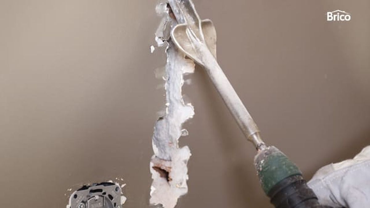 brico 0577 colgar tv pared sin que se vean los cables paso3