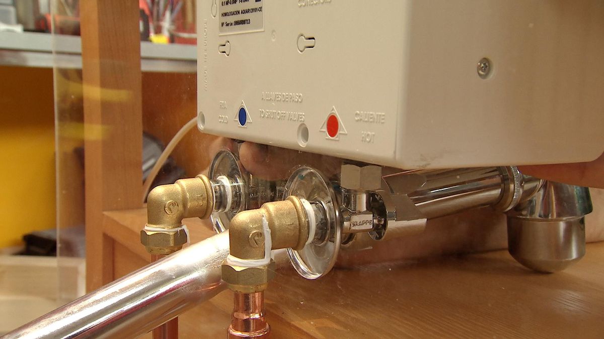 Mecanismo de ahorro de agua paso 5