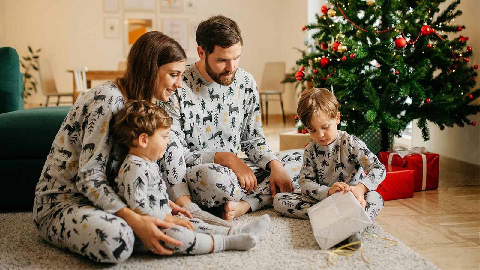 Los pijamas navideños son una forma divertida de pasar las fiestas con los más pequeños de la casa