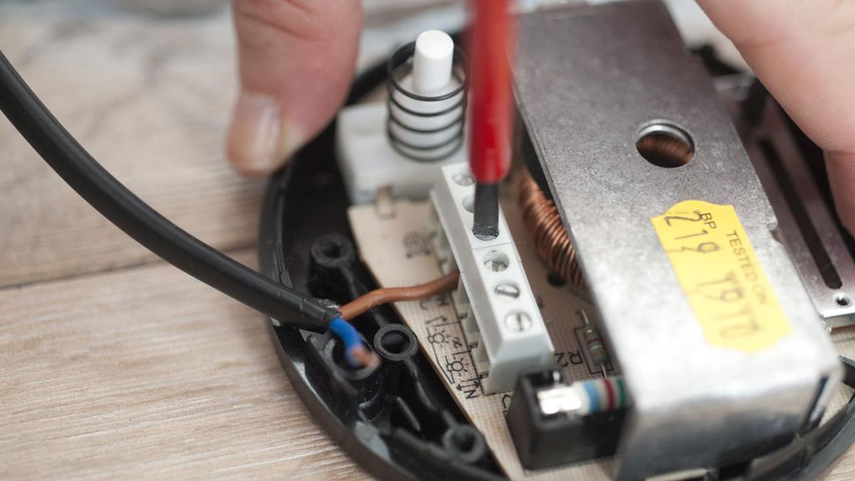 Bricomania 691 Regulador de luz p5