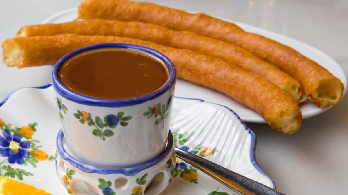porras de churros con chocolate