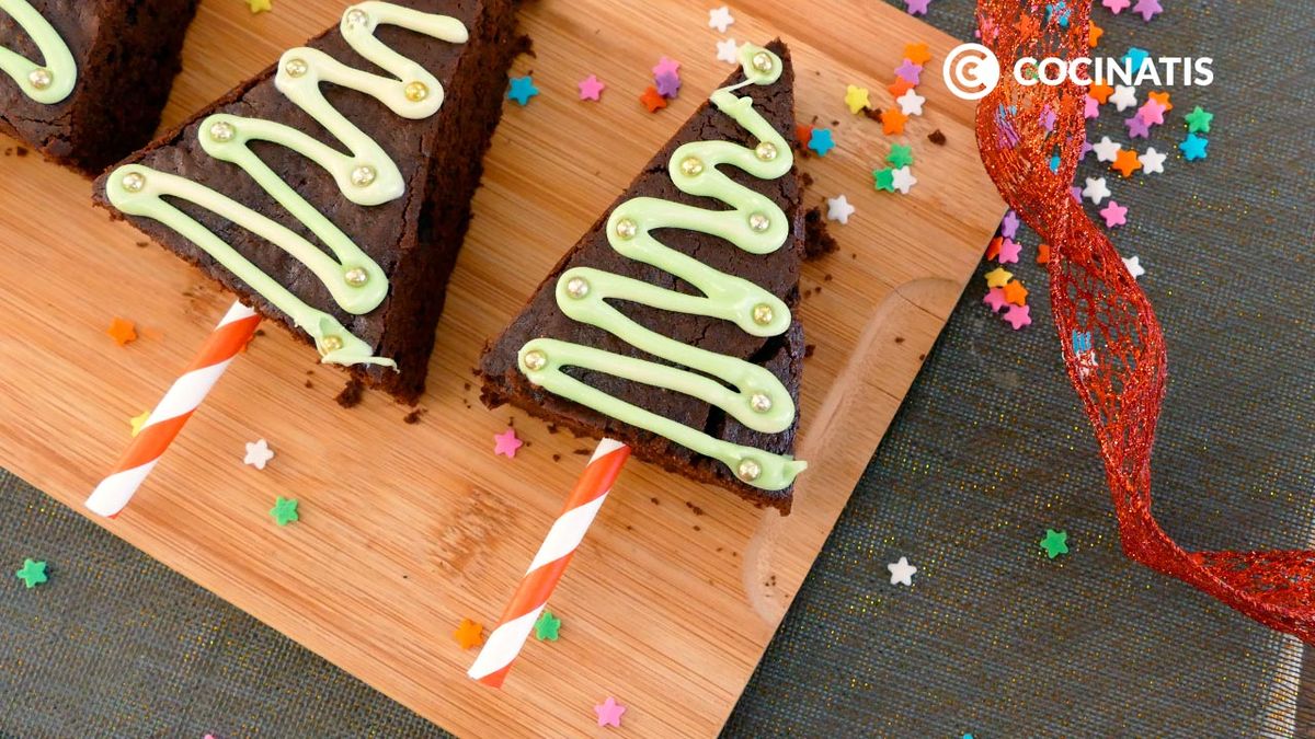 Receta de árbol de Navidad de brownie de chocolate  paso 7