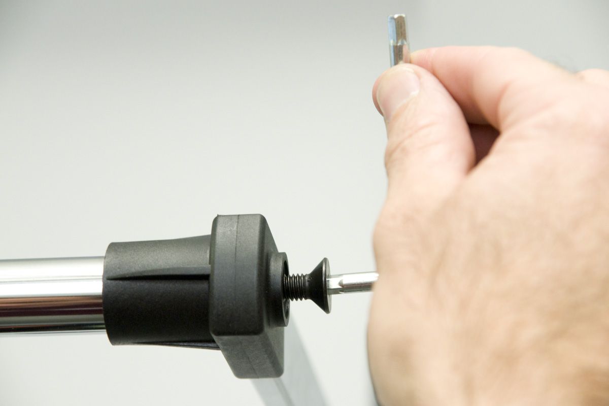 Colgador abatible para armario   paso 6