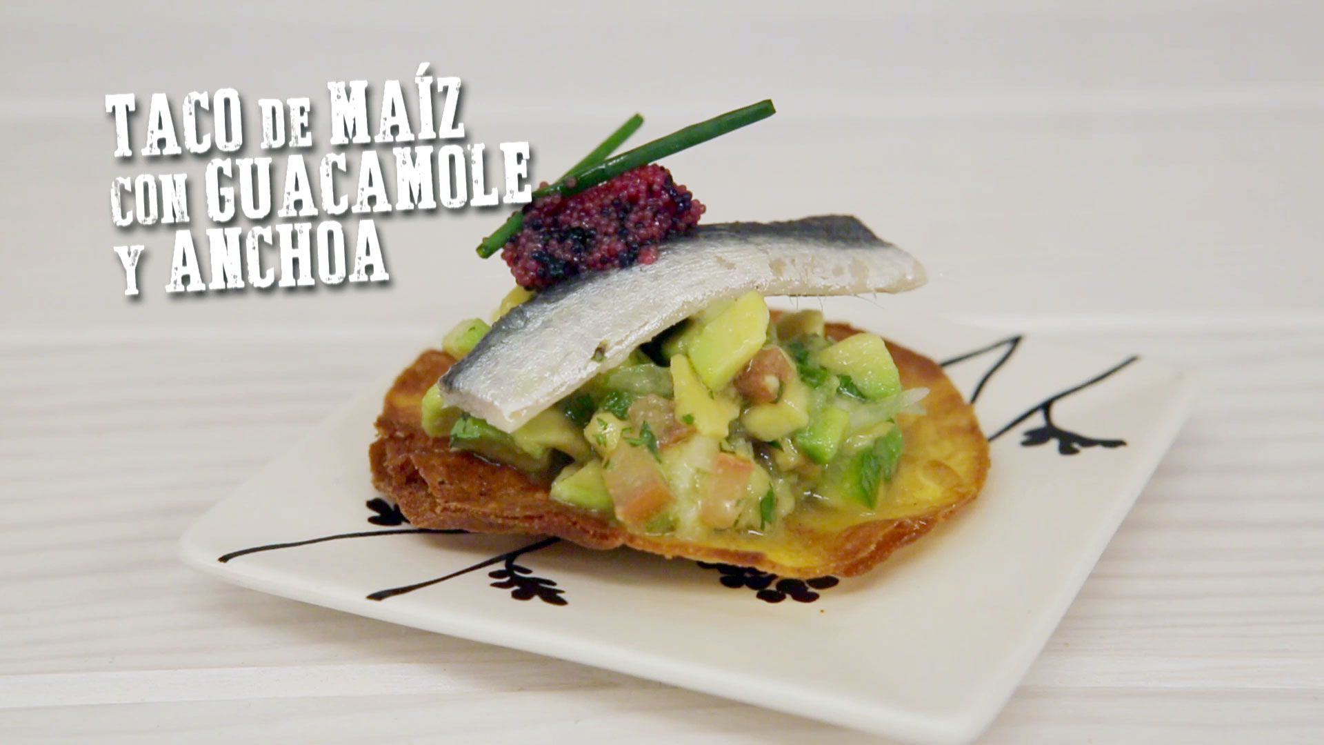 CABI0054 Taco maiz guacamole anchoa xl