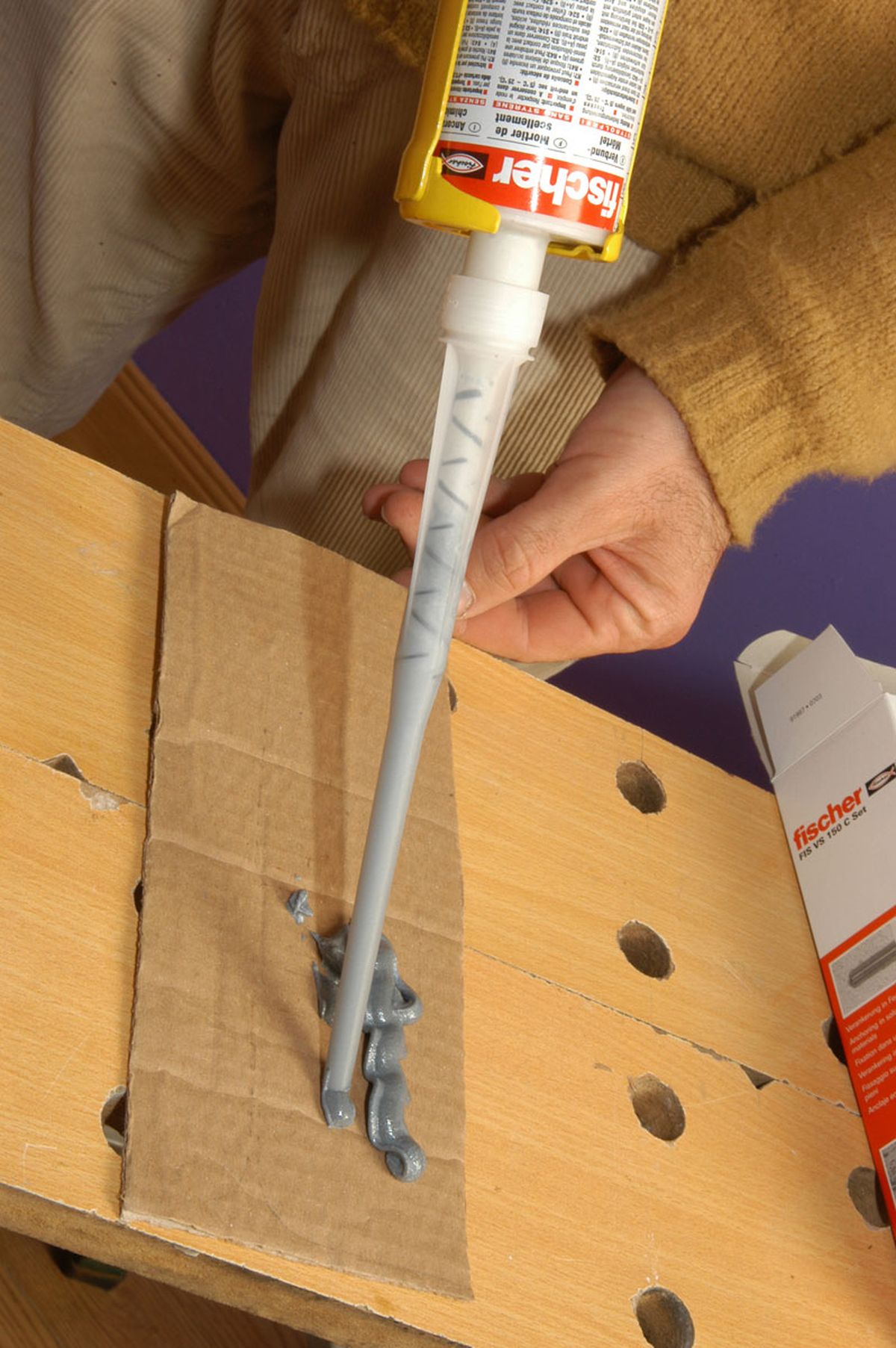 Cómo fijar un soporte para TV paso 5