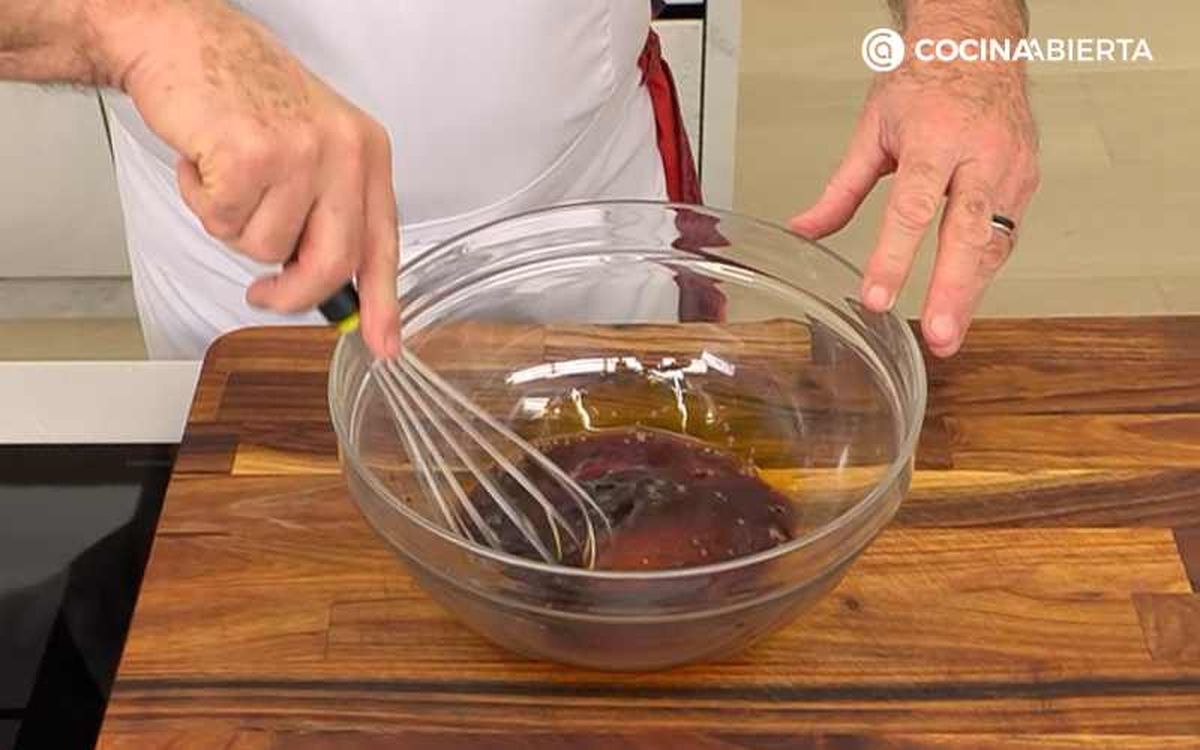 Mezcla bien la salsa