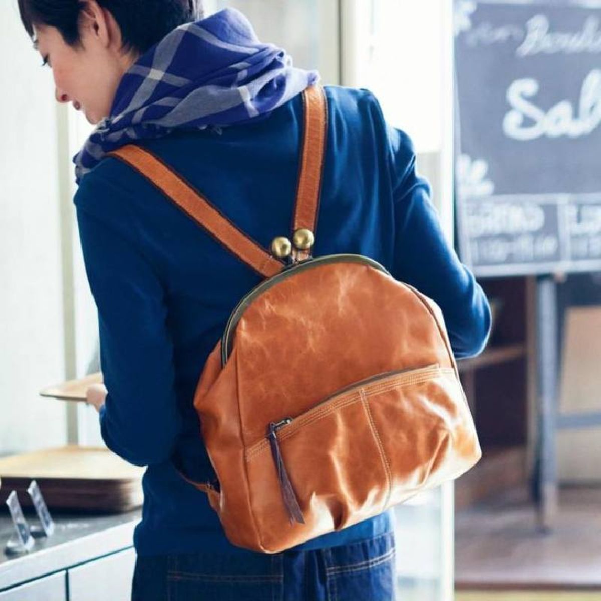 También podemos encontrar el cierre de boquilla en otro tipo de complementos como mochilas