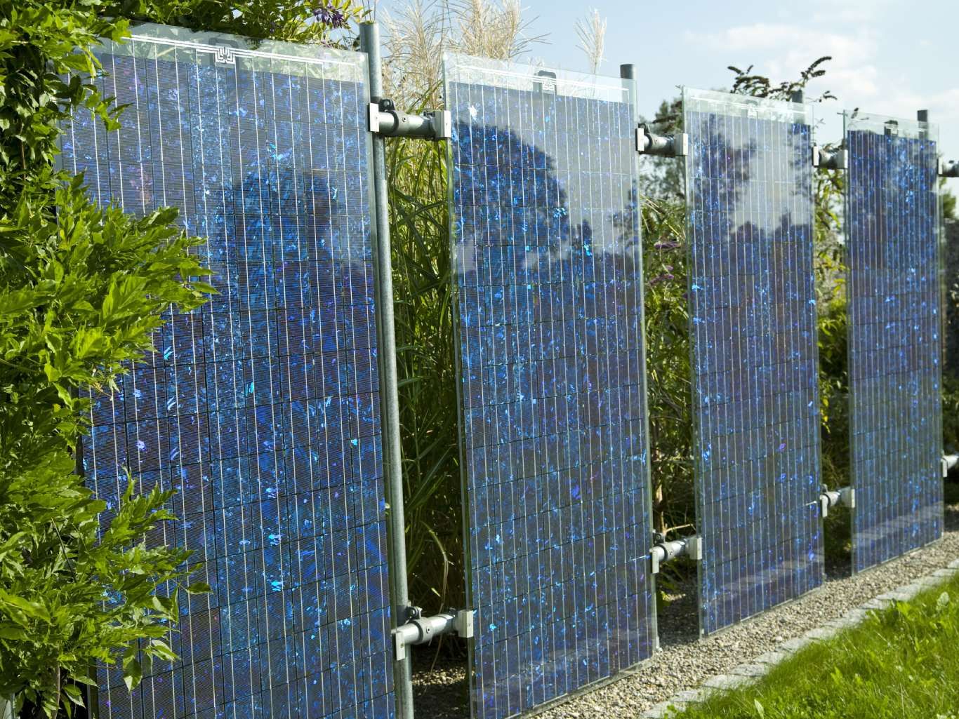 Paneles solares a modo de valla