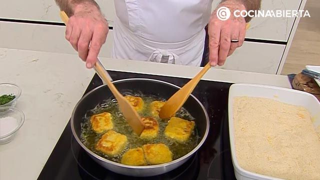 KARL67190321 receta delicias de mejillon croquetas karlos arguinano paso4