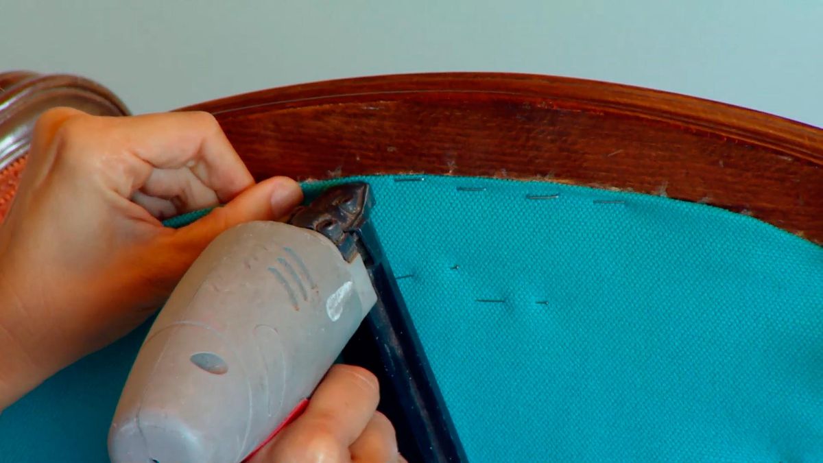 Deco 629 tapizar sillon orejero telas colores paso5