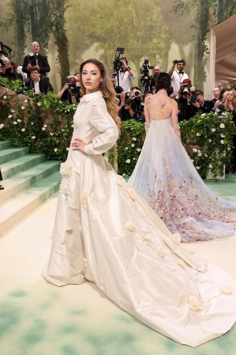 Madelyn Cline MET Gala 2024