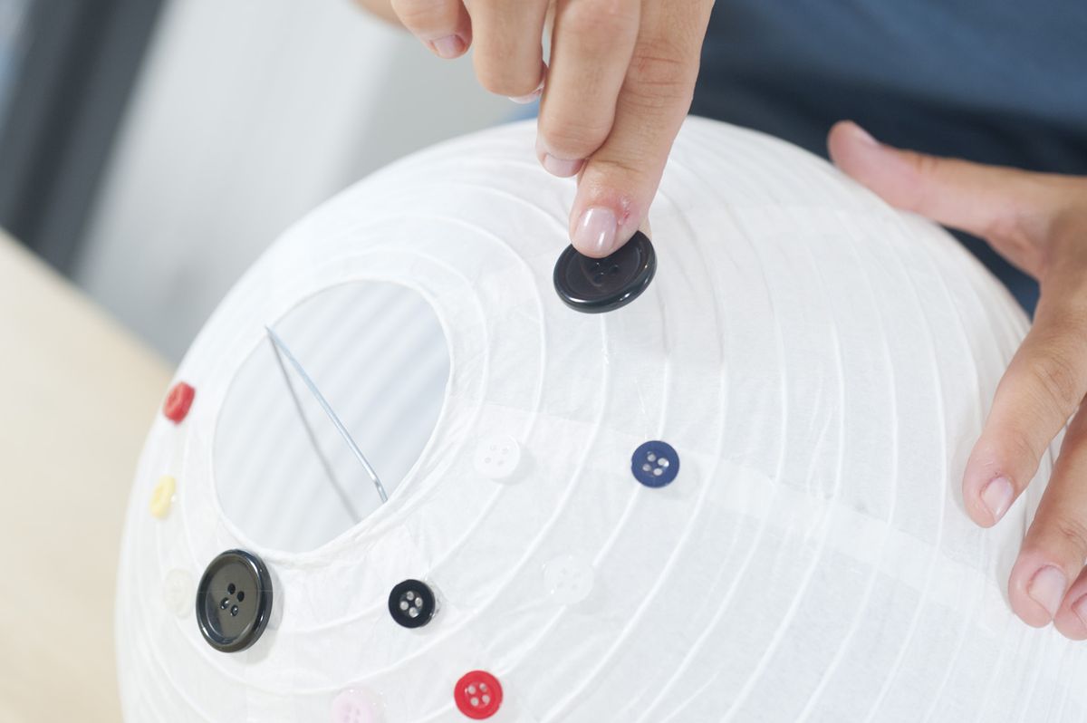 Bricomania 709 Lampara con botones p3