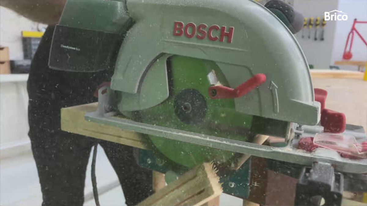 bricomania 21 estanteria colgante paso 6