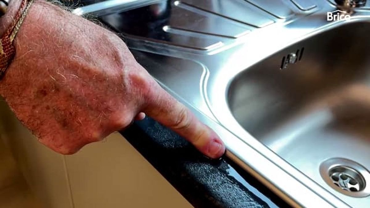 pegar fregadero sobre encimera 7