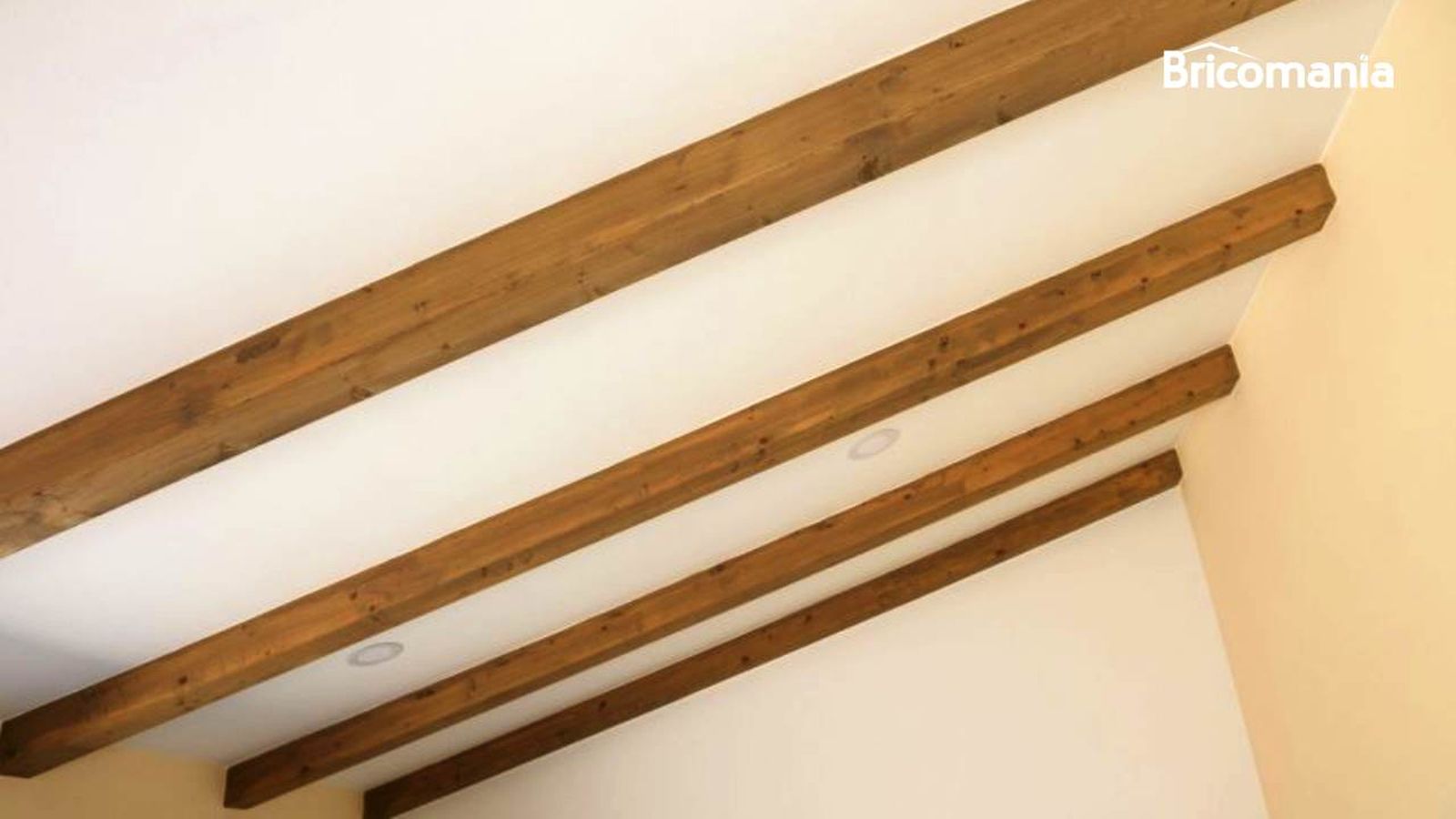 Vigas de poliuretano imitación madera