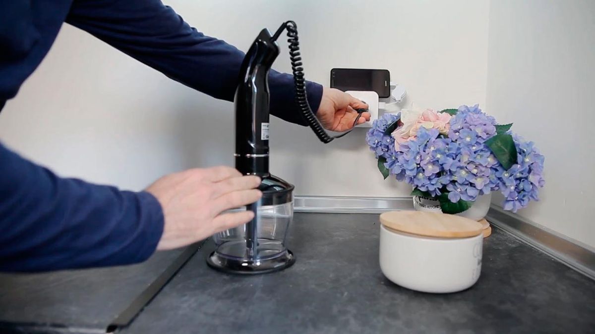 Diferentes tipos de soportes para cargar el móvil paso 8