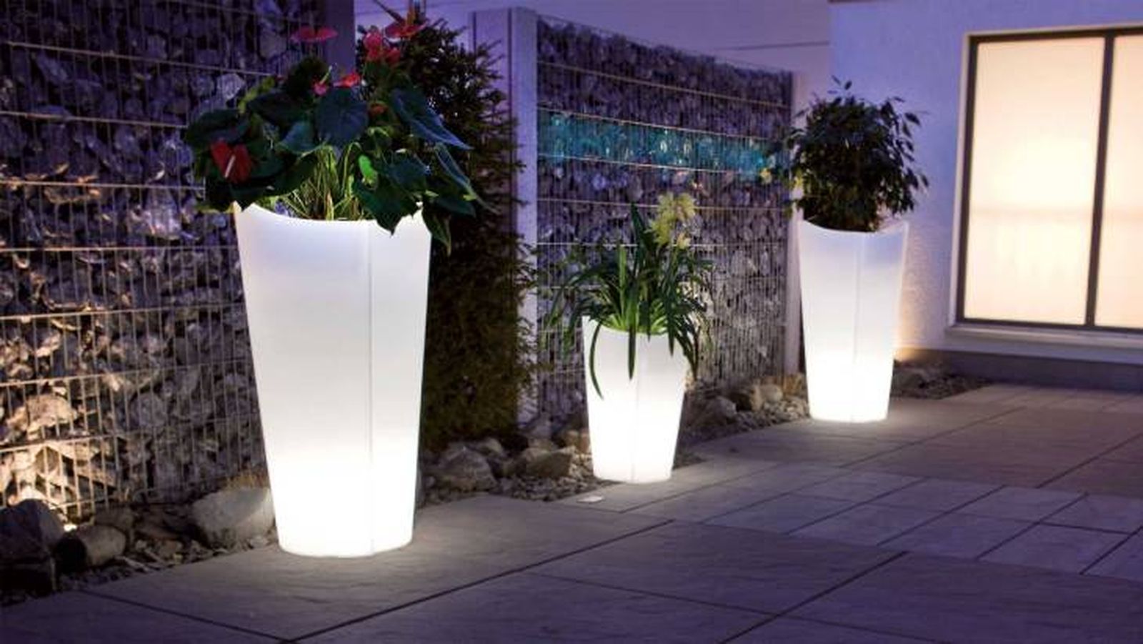 Iluminación exterior creativa 12